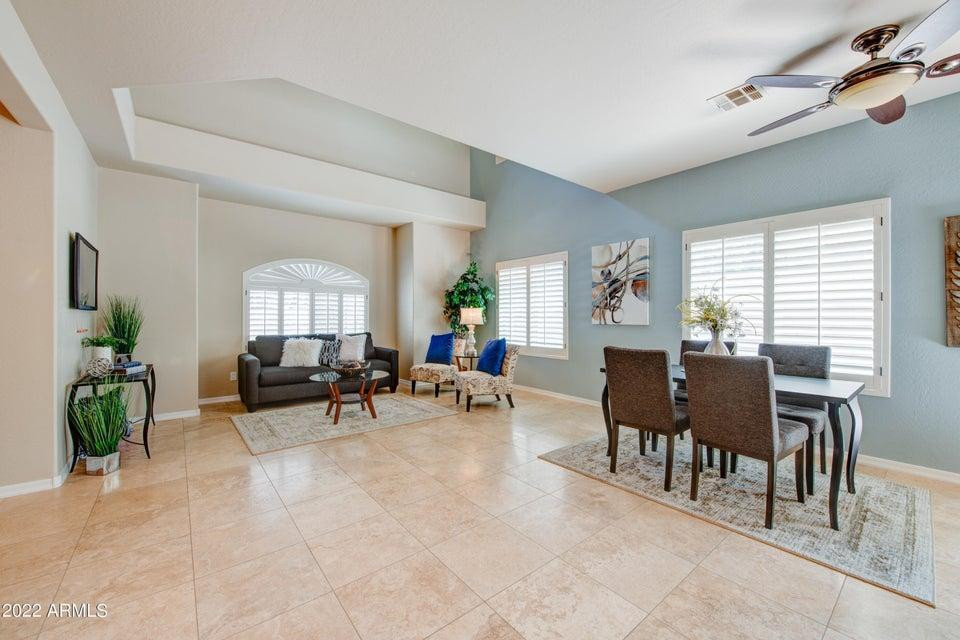1120 S Ash Avenue Unit 1004