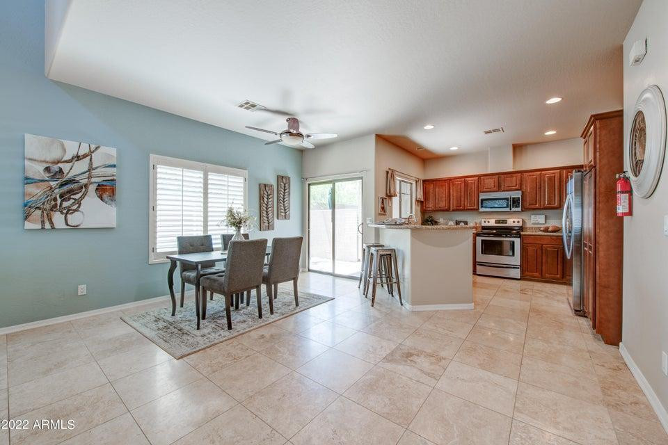 1120 S Ash Avenue Unit 1004