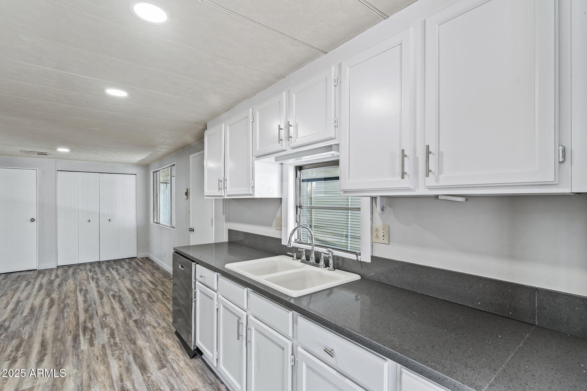 120 N Val Vista Drive 137