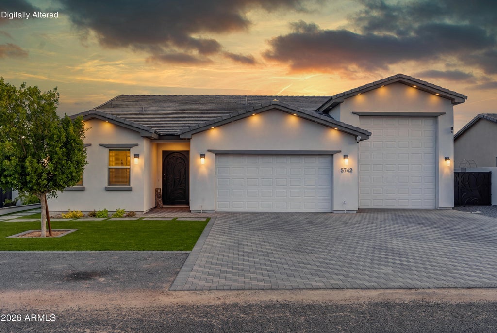Photo of 5742 E Red Bird Lane E, San Tan Valley, AZ 85140 (MLS # 7079600)