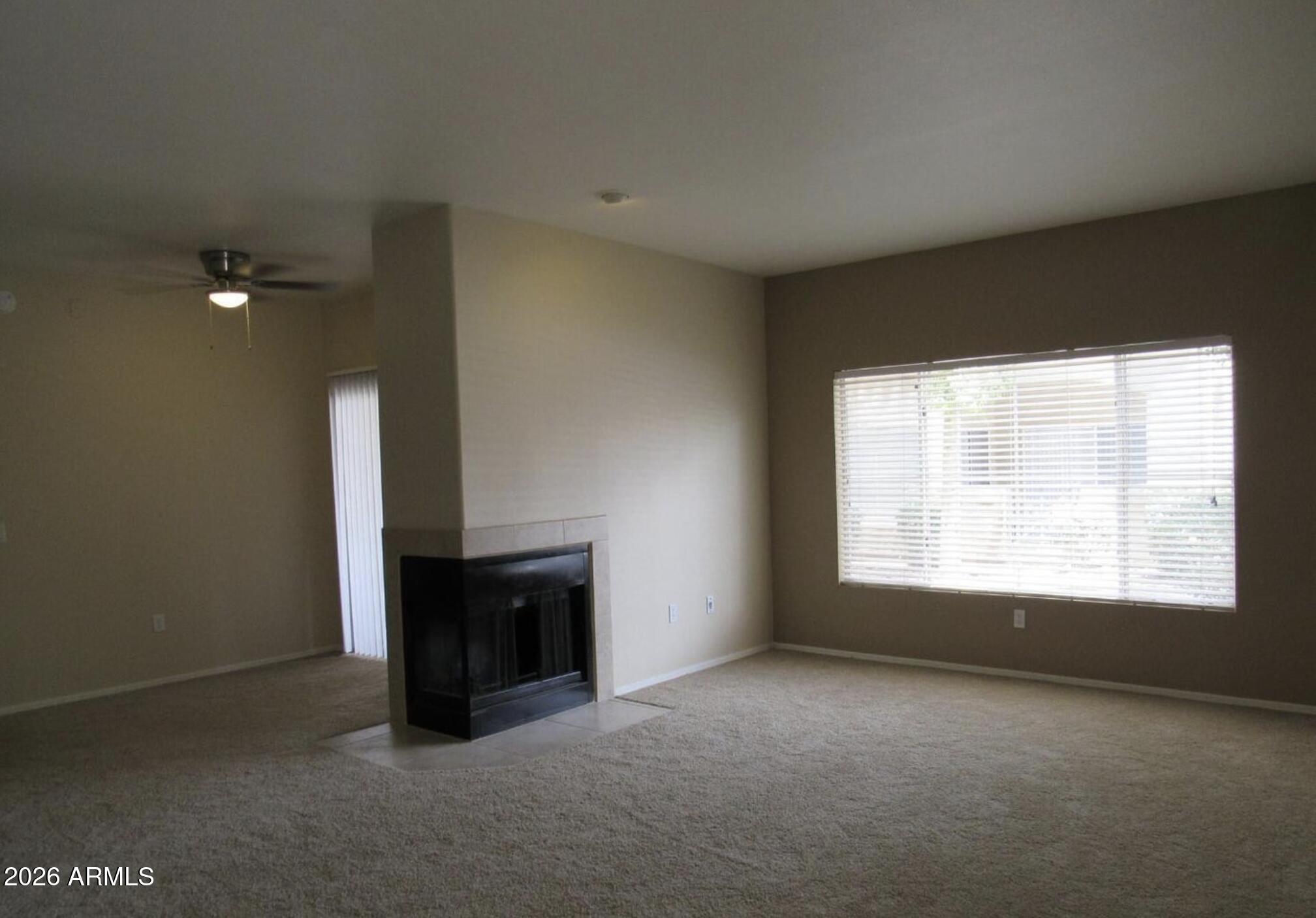 600 W Grove Parkway 1024