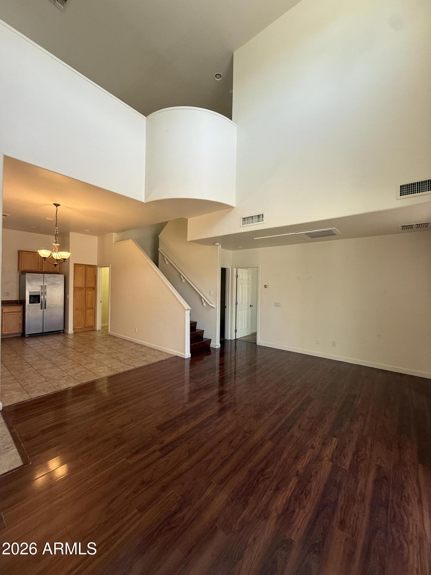 544 N ALMA SCHOOL Road 16
