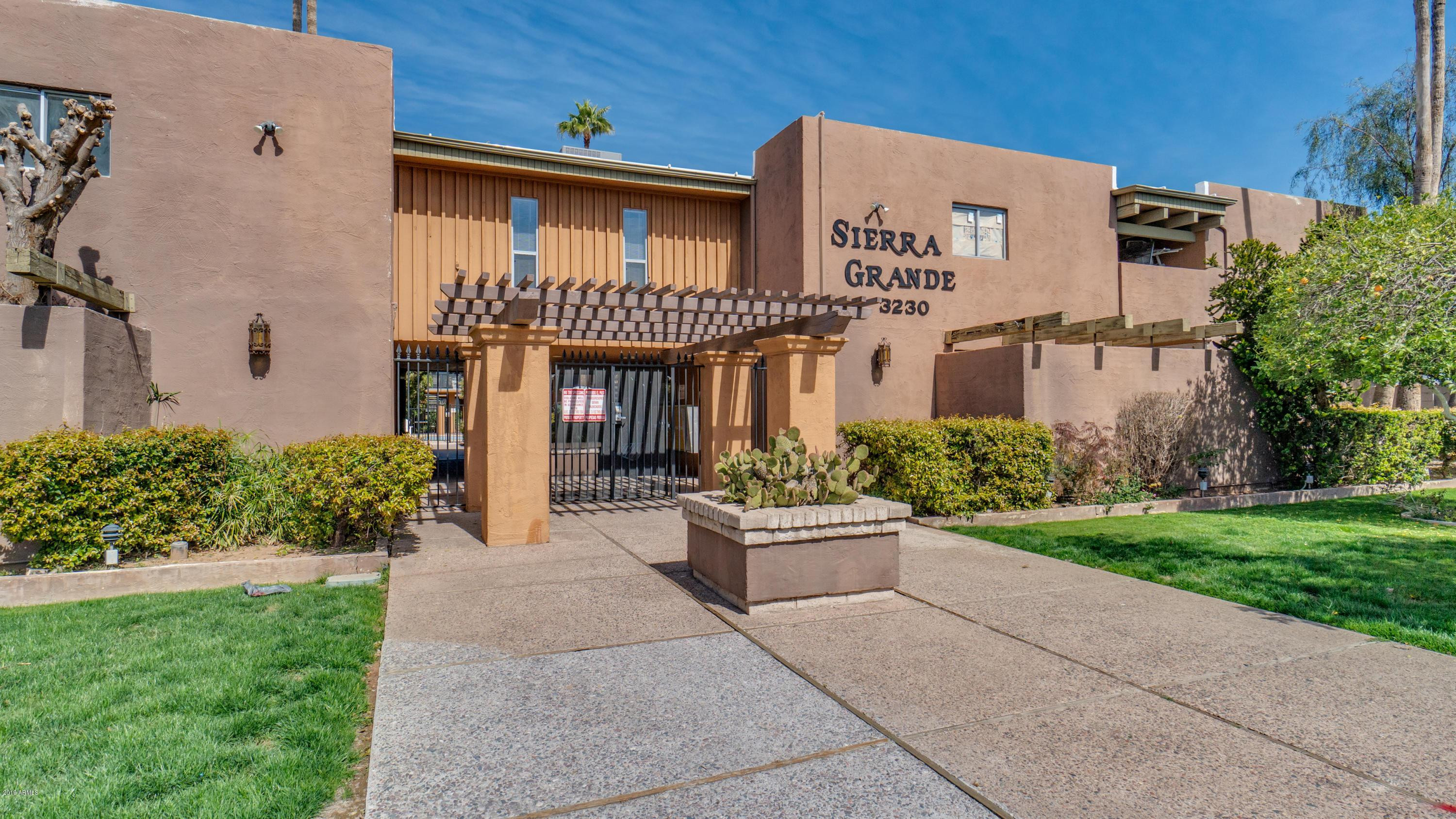 3230 E Pinchot Avenue Apt 16