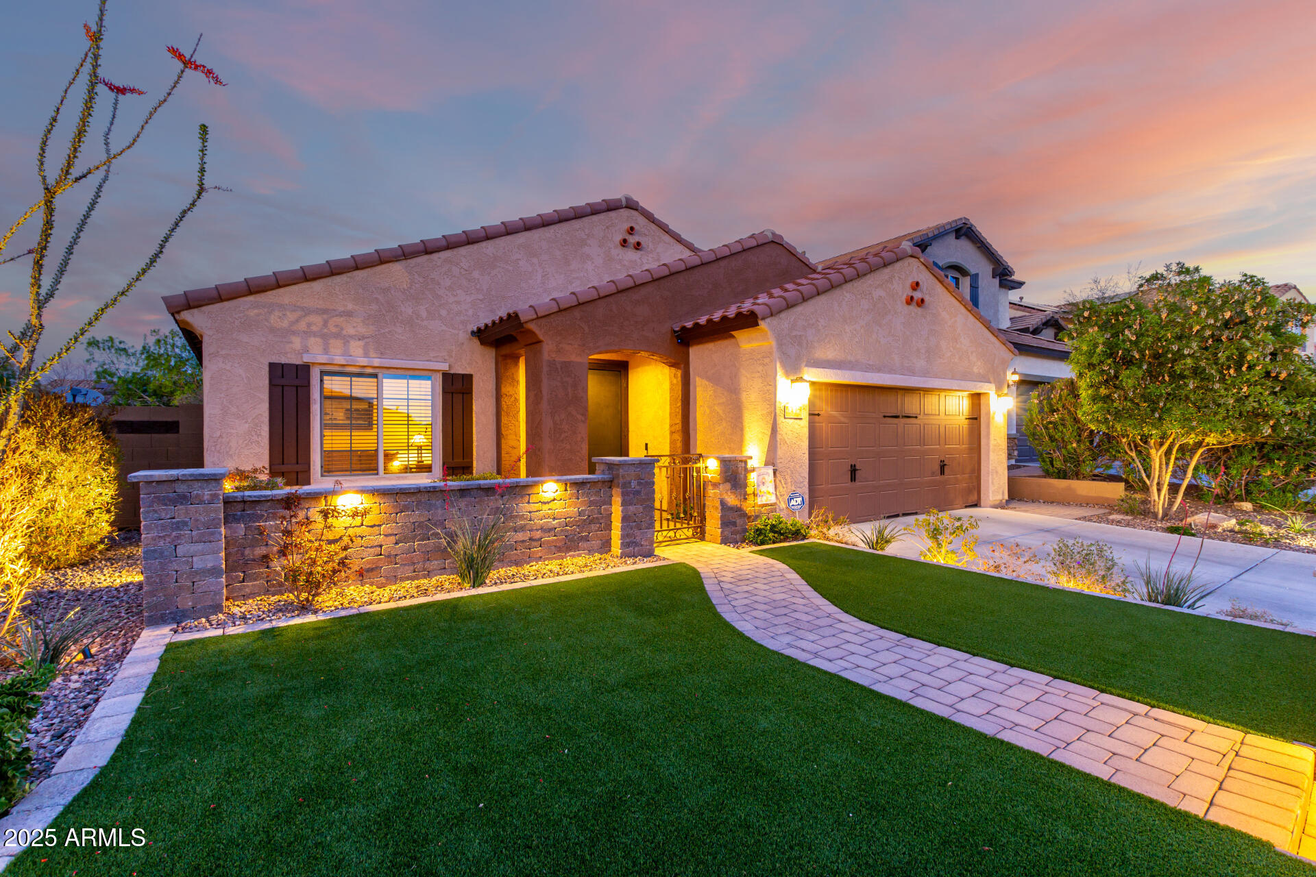 1322 W SPUR Drive