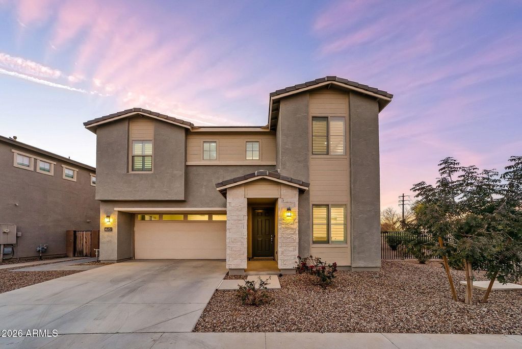 Photo of 764 N Blackbird Drive, Gilbert, AZ 85234 (MLS # 6971223)