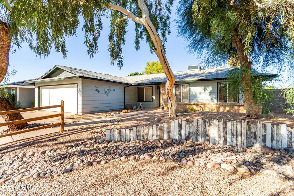 Photo of 1506 E Hilton Avenue, Mesa, AZ 85204 (MLS # 6930534)