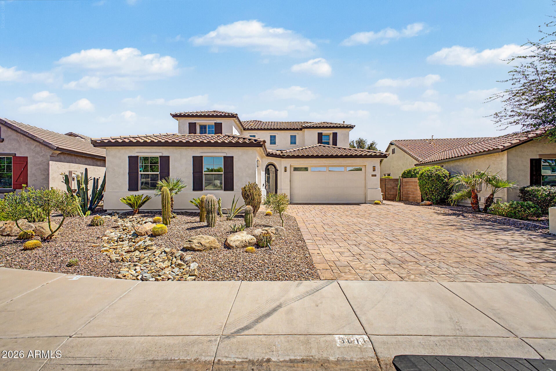 3811 S ST CLAIRE --