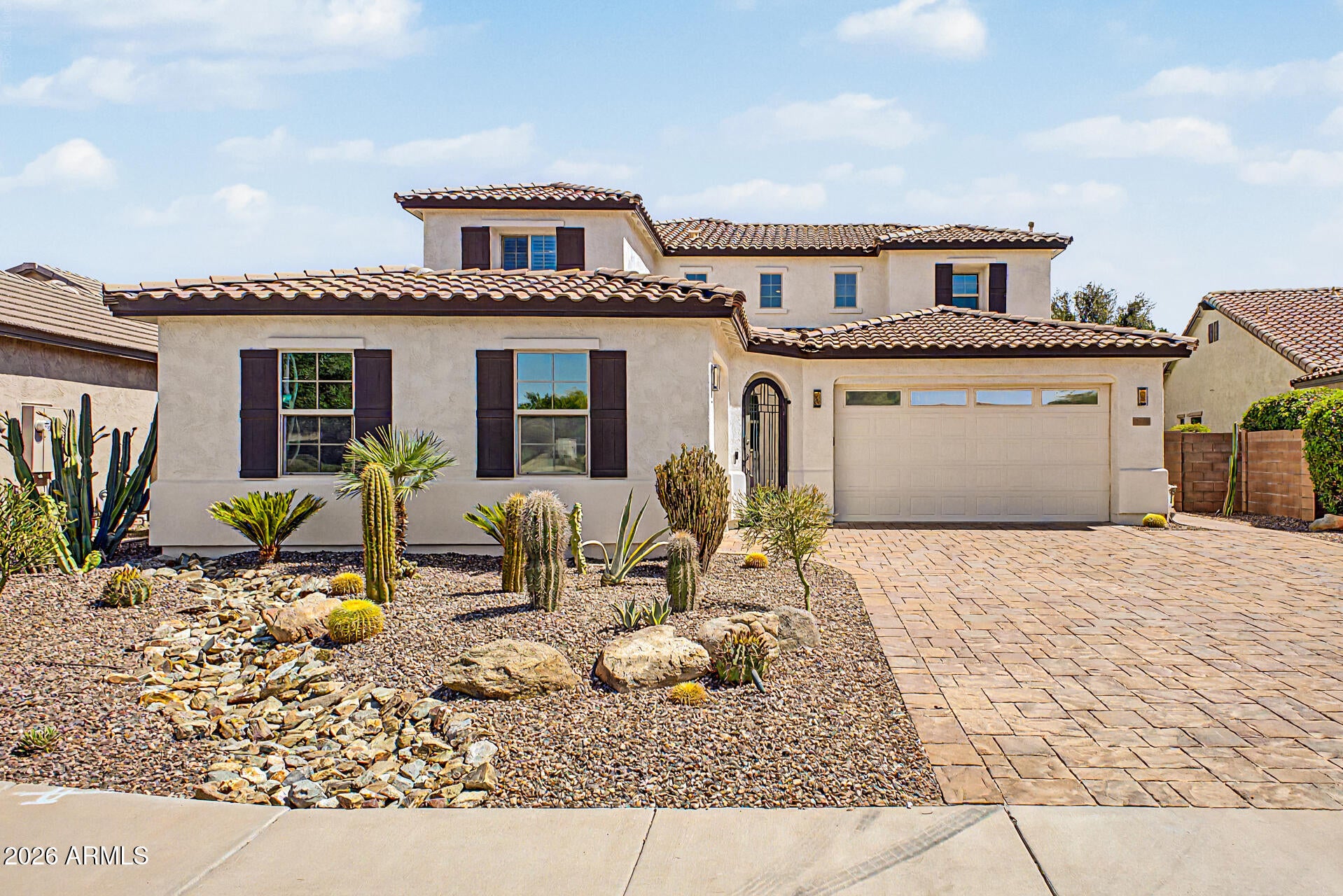 3811 S ST CLAIRE --