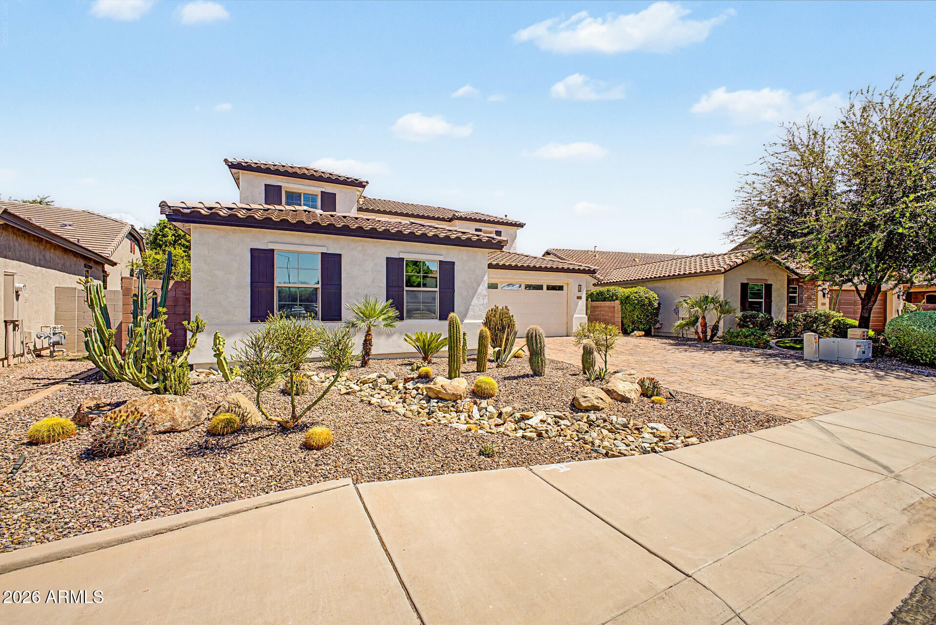 3811 S ST CLAIRE --