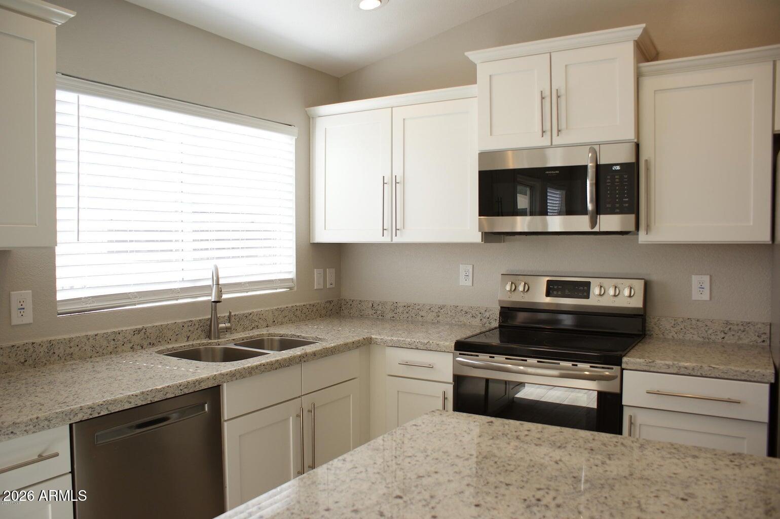 2875 W HIGHLAND Street 1133