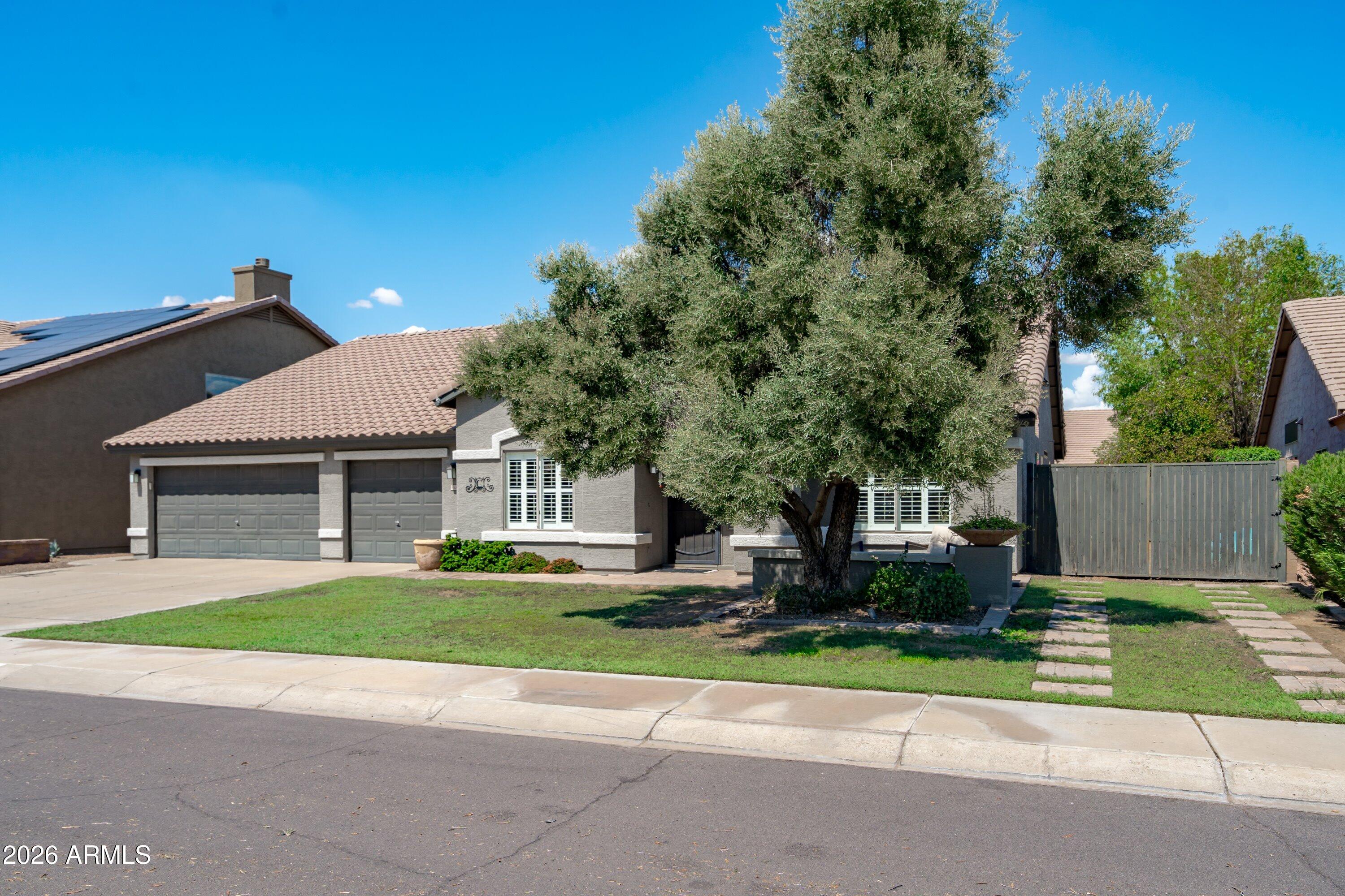 8534 W 8534 W Melinda Lane