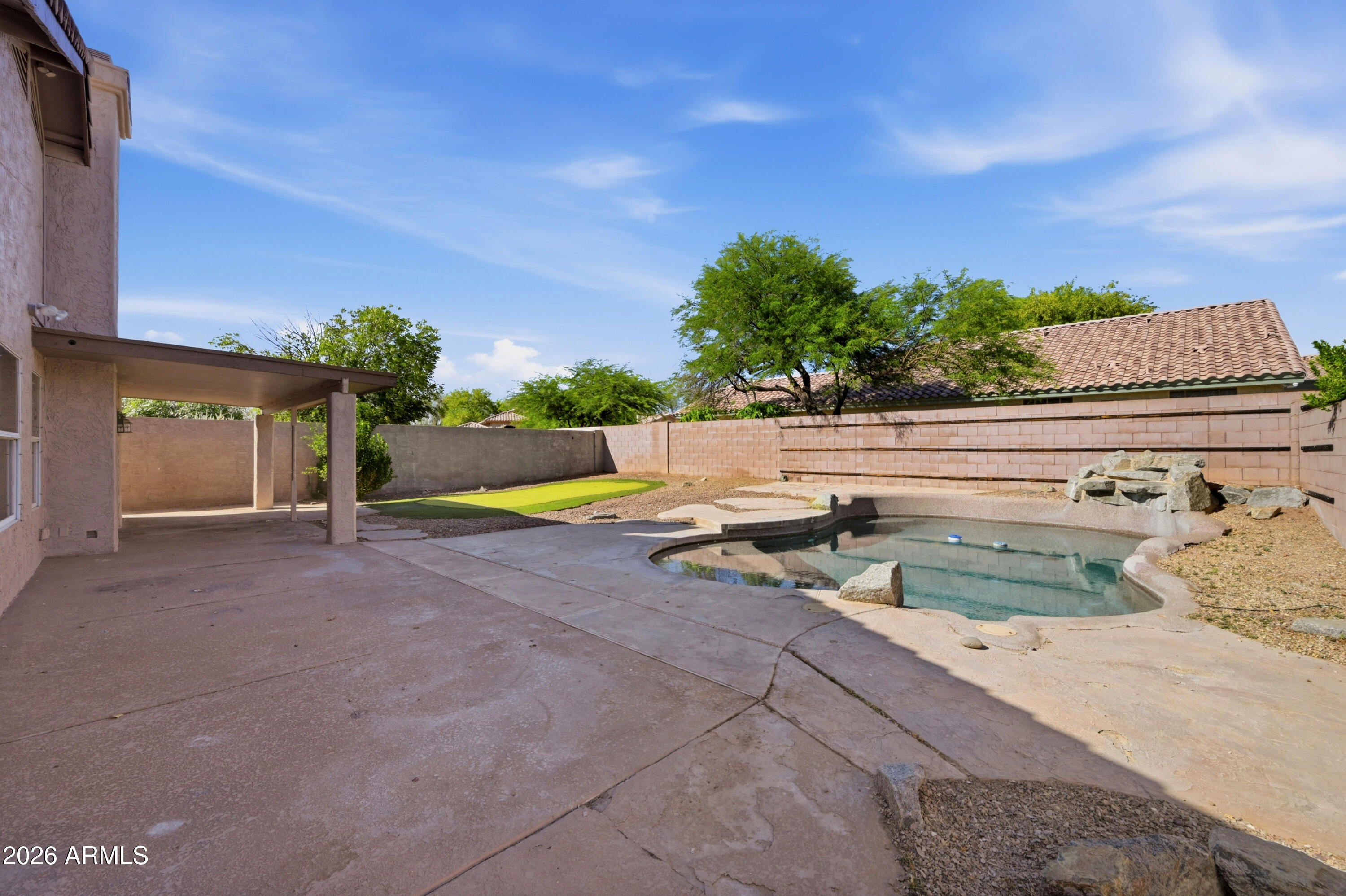 ARROWHEAD COVE - Residential