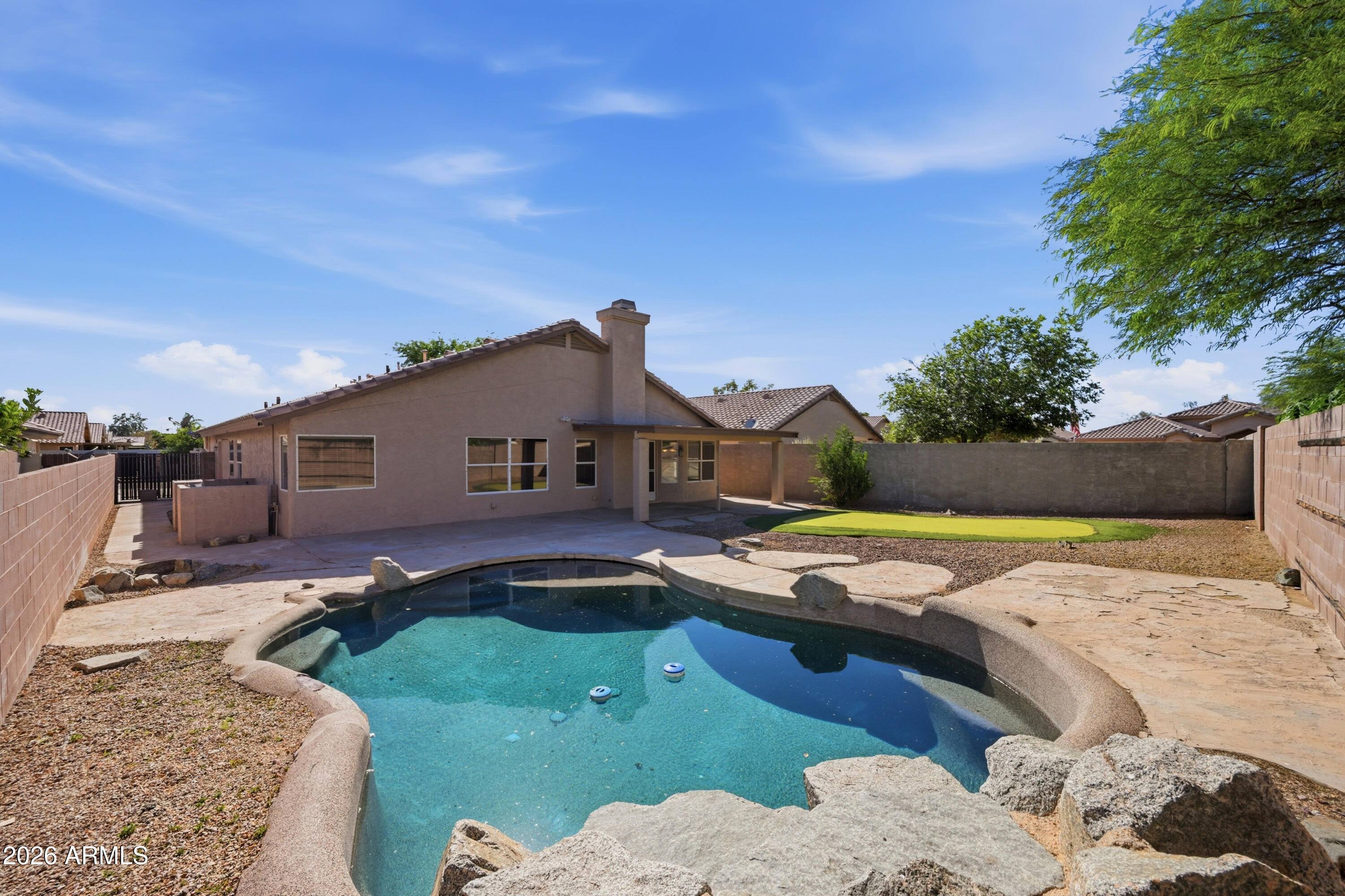 ARROWHEAD COVE - Residential