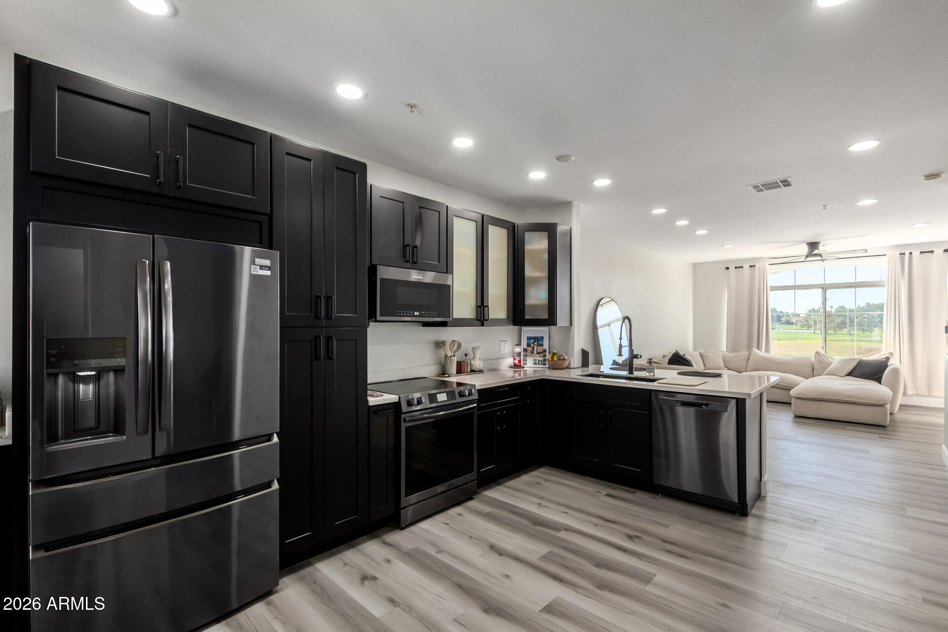 4455 E PARADISE VILLAGE Parkway 1032