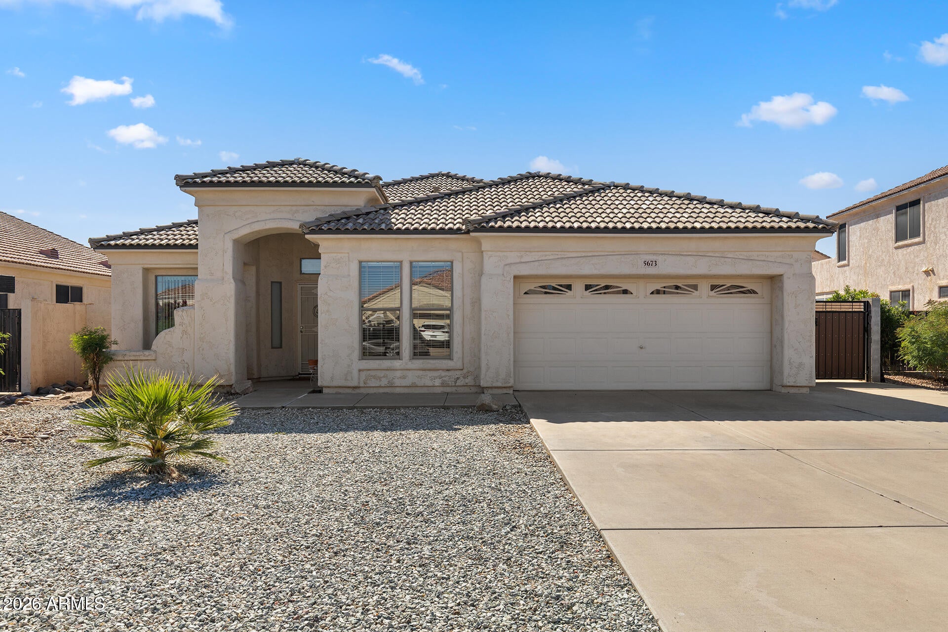 5673 W LAURIE Lane