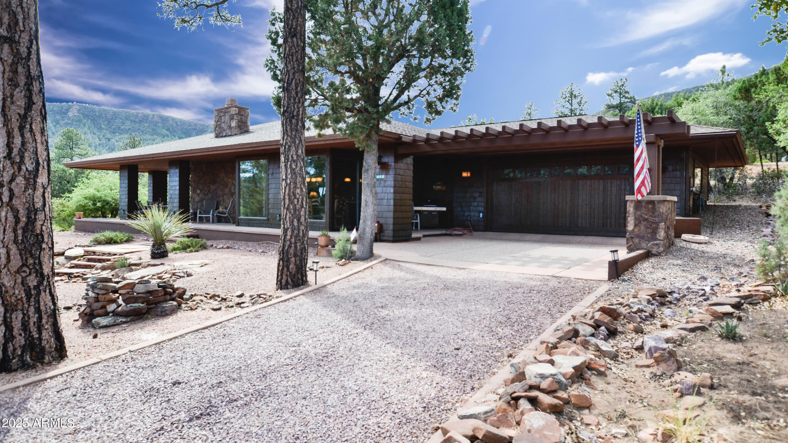 6682 W WINDSONG Lane