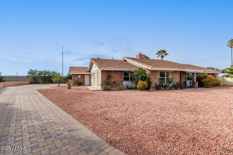 956 CASTILLO Drive E