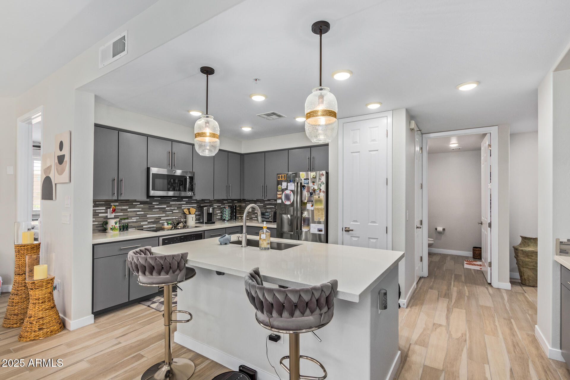 250 W QUEEN CREEK Road 145