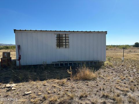 A home in Pearce