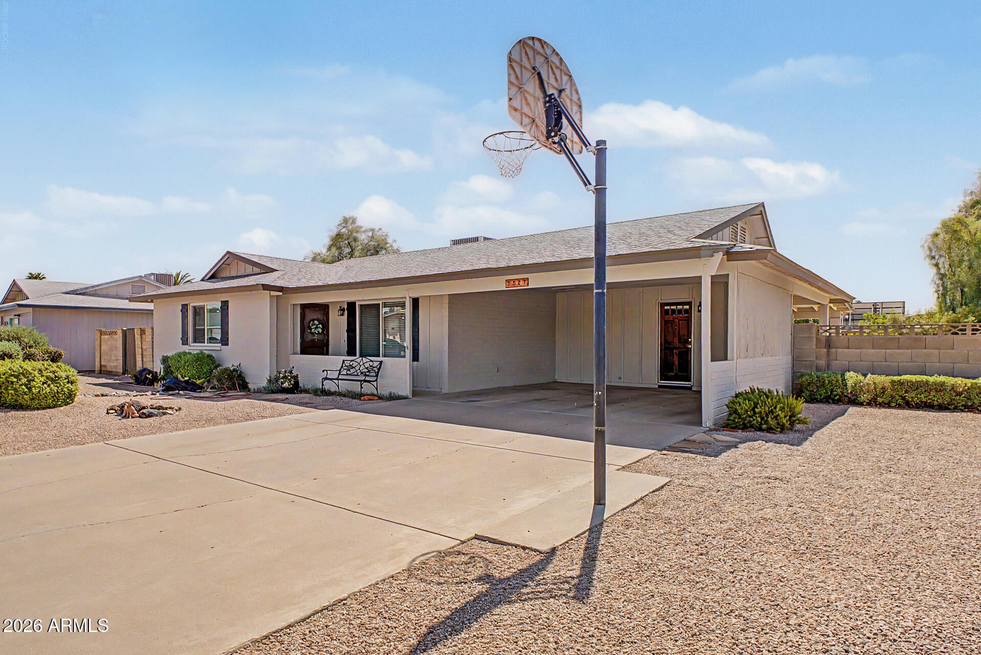 3327 W MOUNTAIN VIEW Road