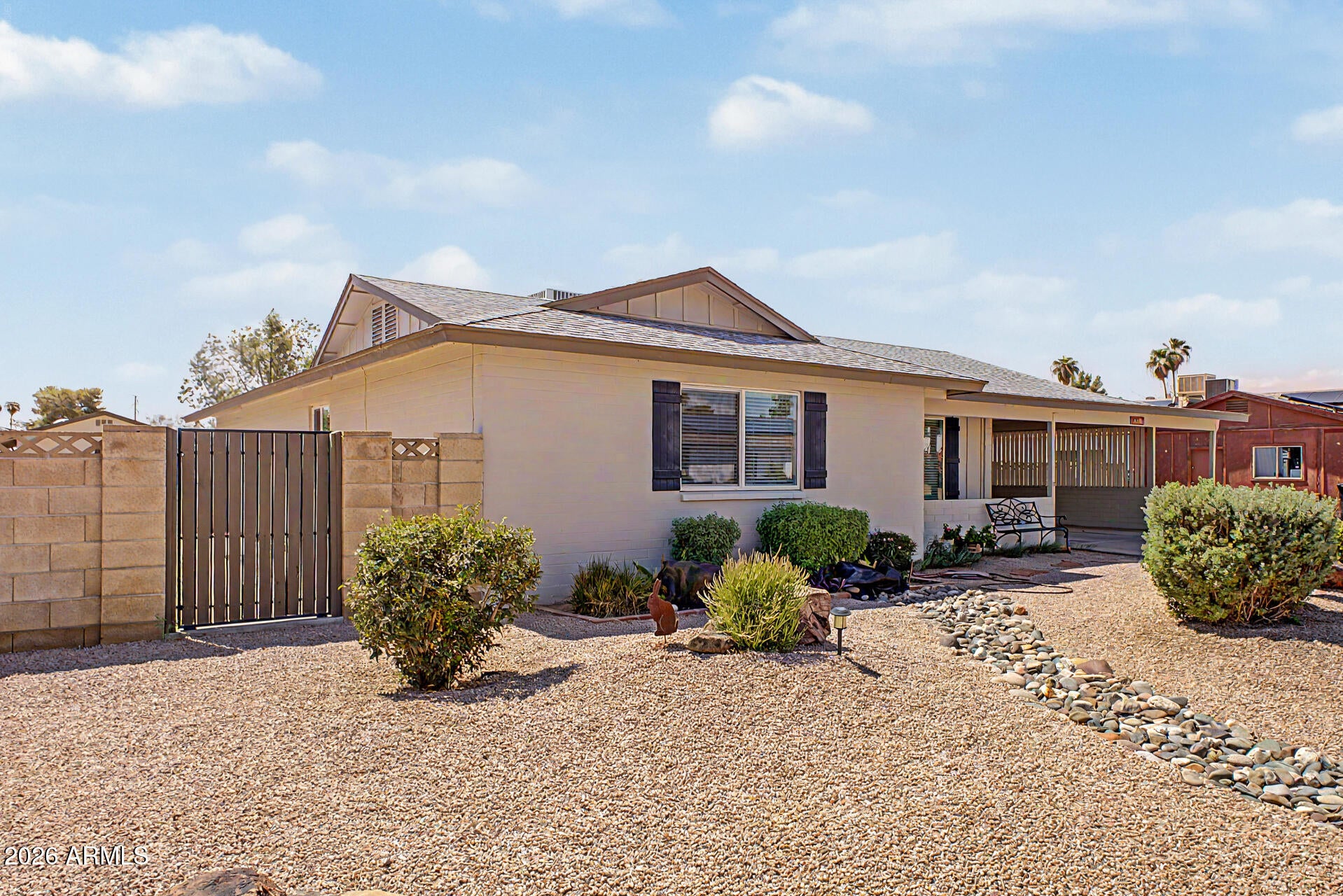 3327 W MOUNTAIN VIEW Road
