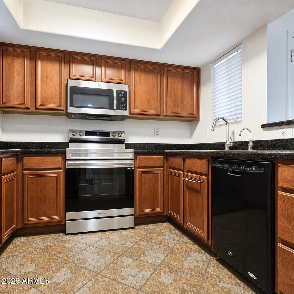5757 W EUGIE Avenue 1102