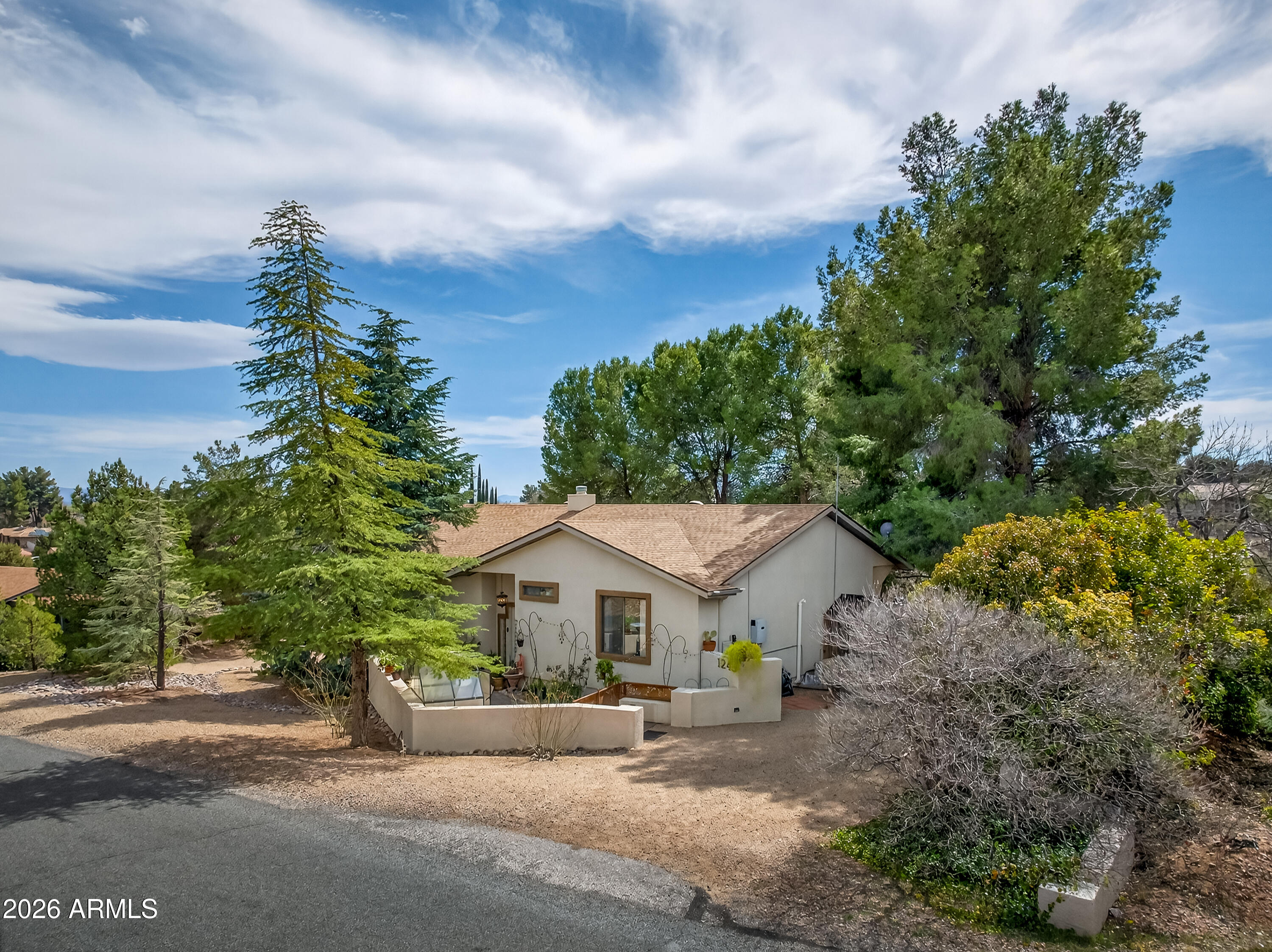 1245 E BOW MAKER Trail