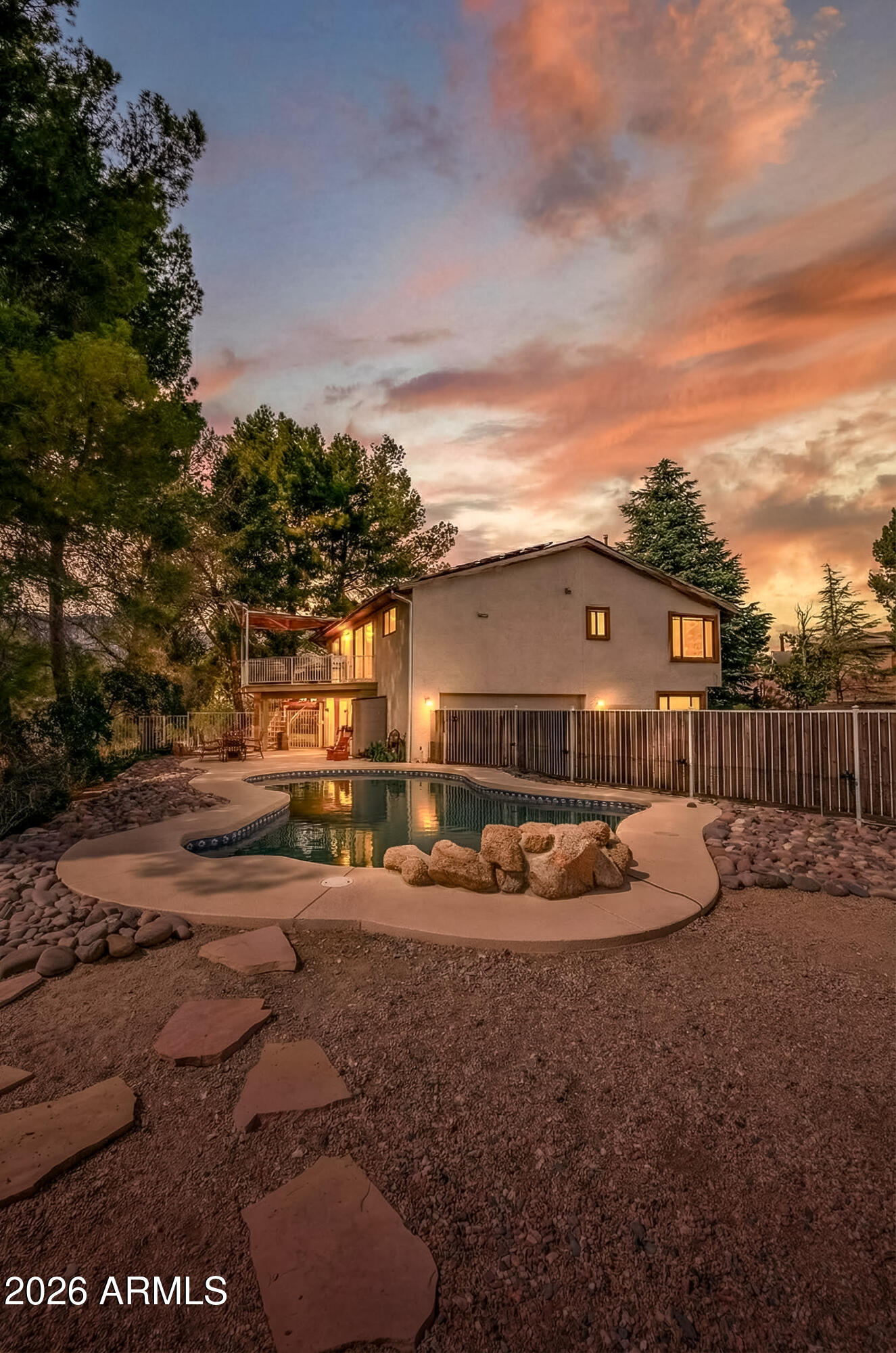 1245 E BOW MAKER Trail