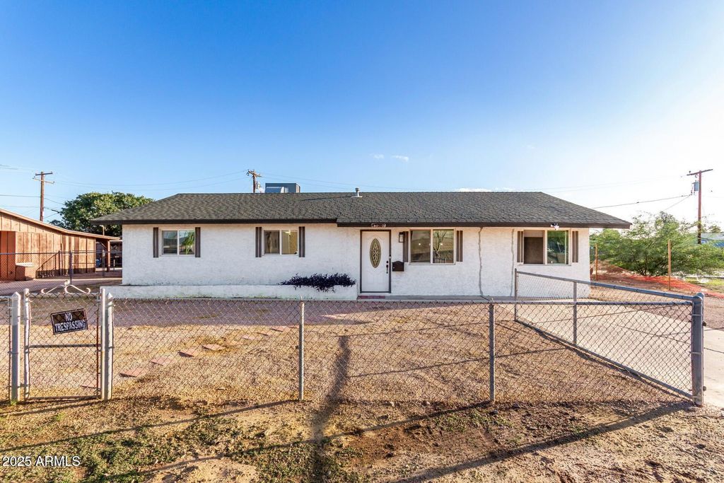 Photo of 45001 W Honeycutt Avenue, Maricopa, AZ 85139 (MLS # 6965787)