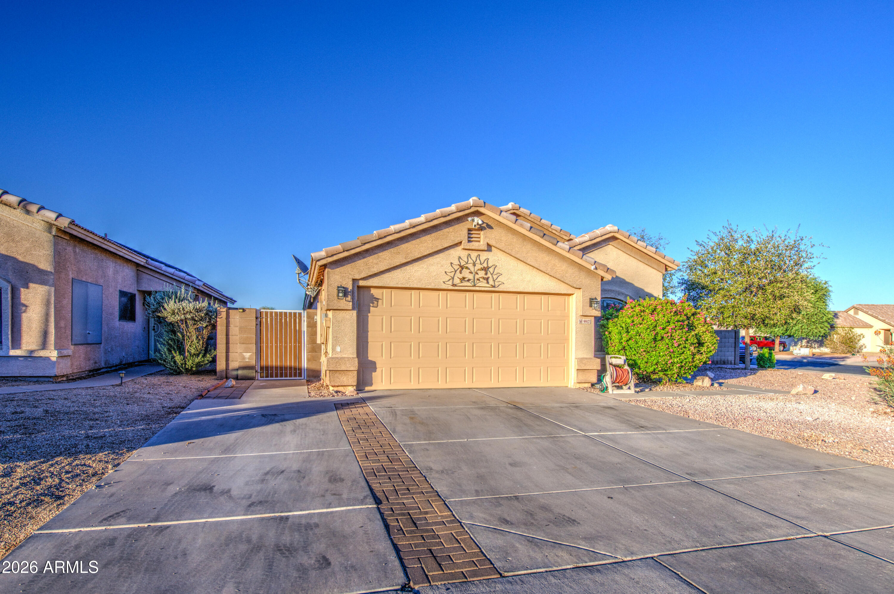 9917 N 94TH Avenue