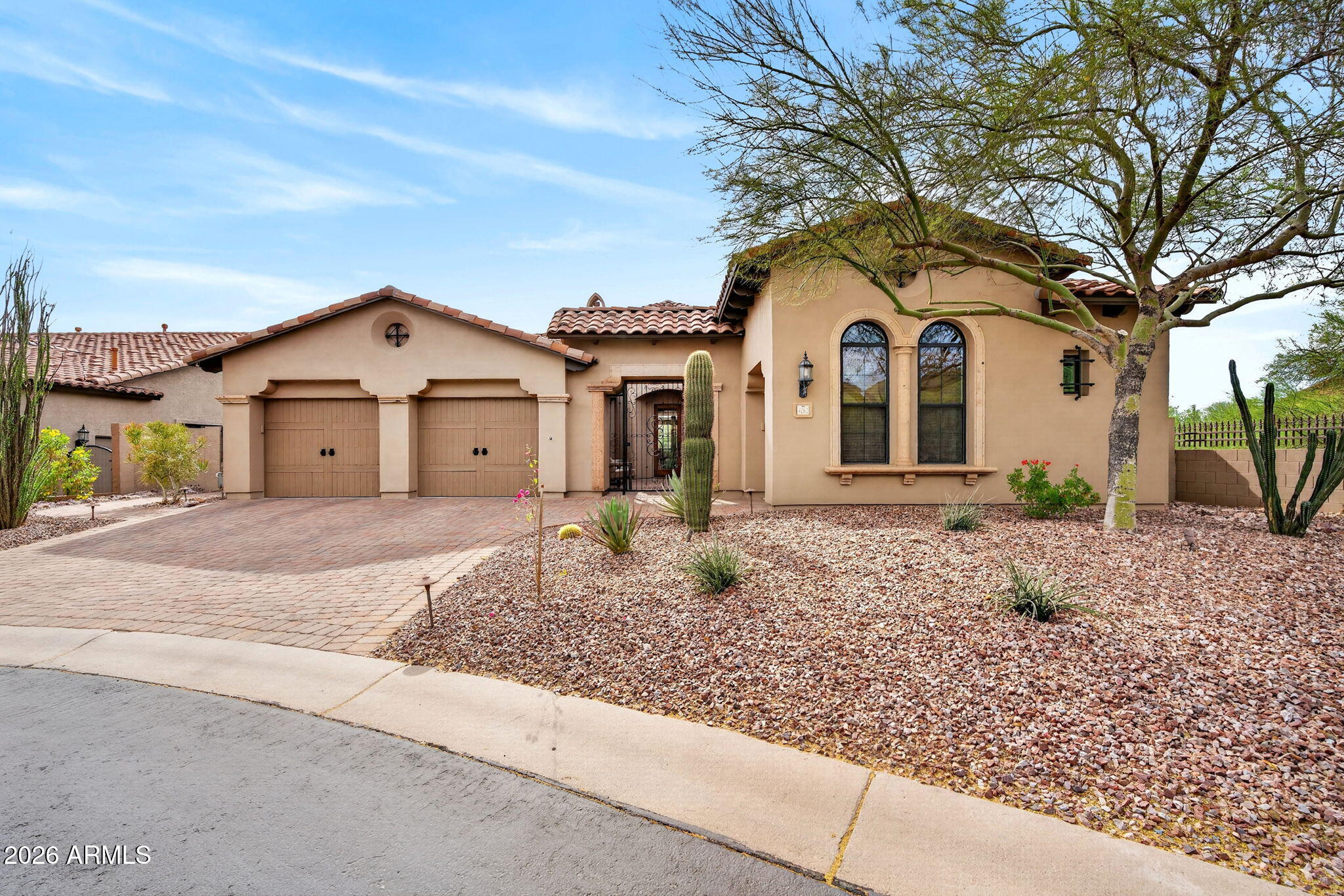 4062 N GOLDCLIFF Circle