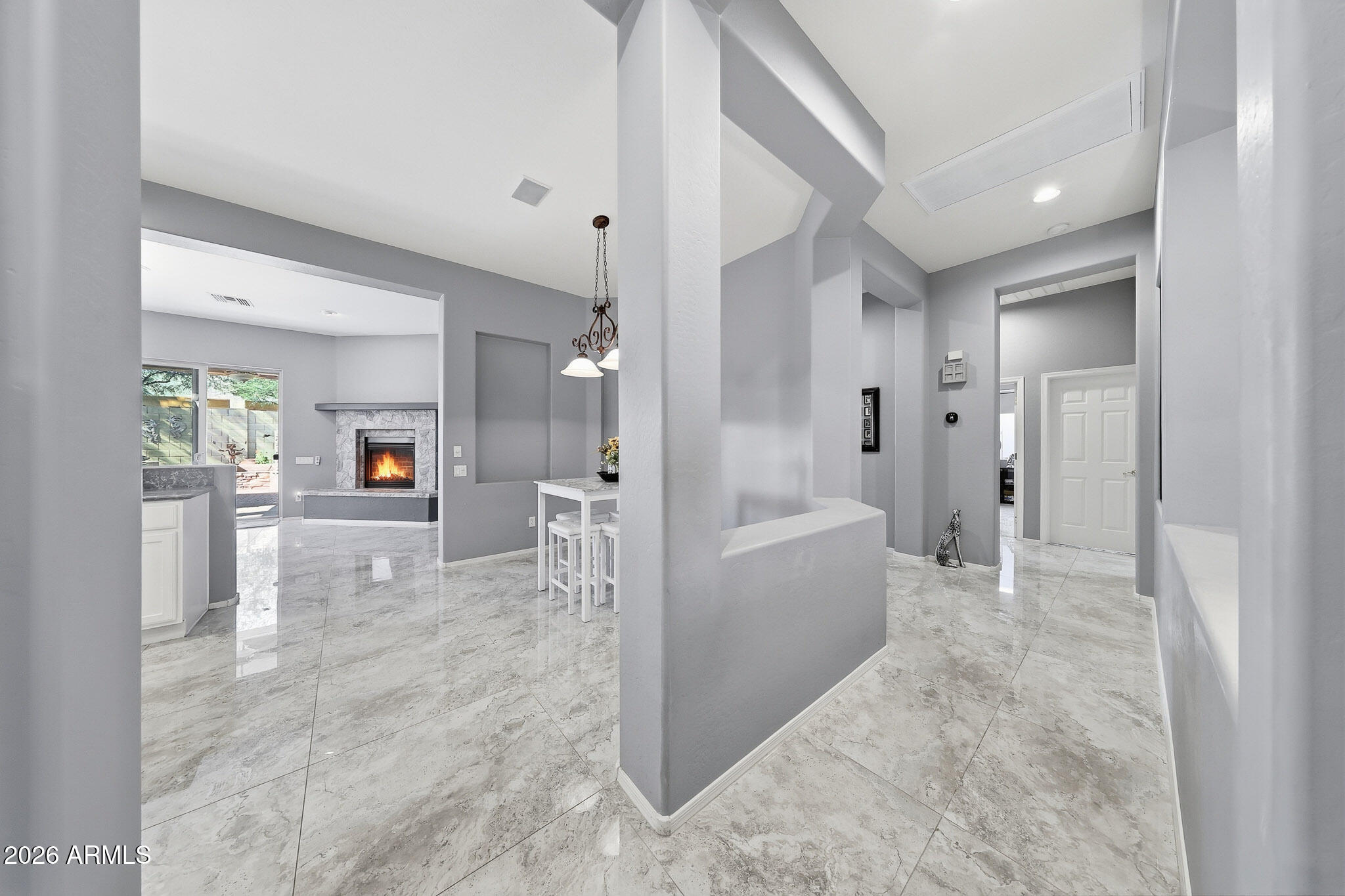 42820 N LIVINGSTONE Way