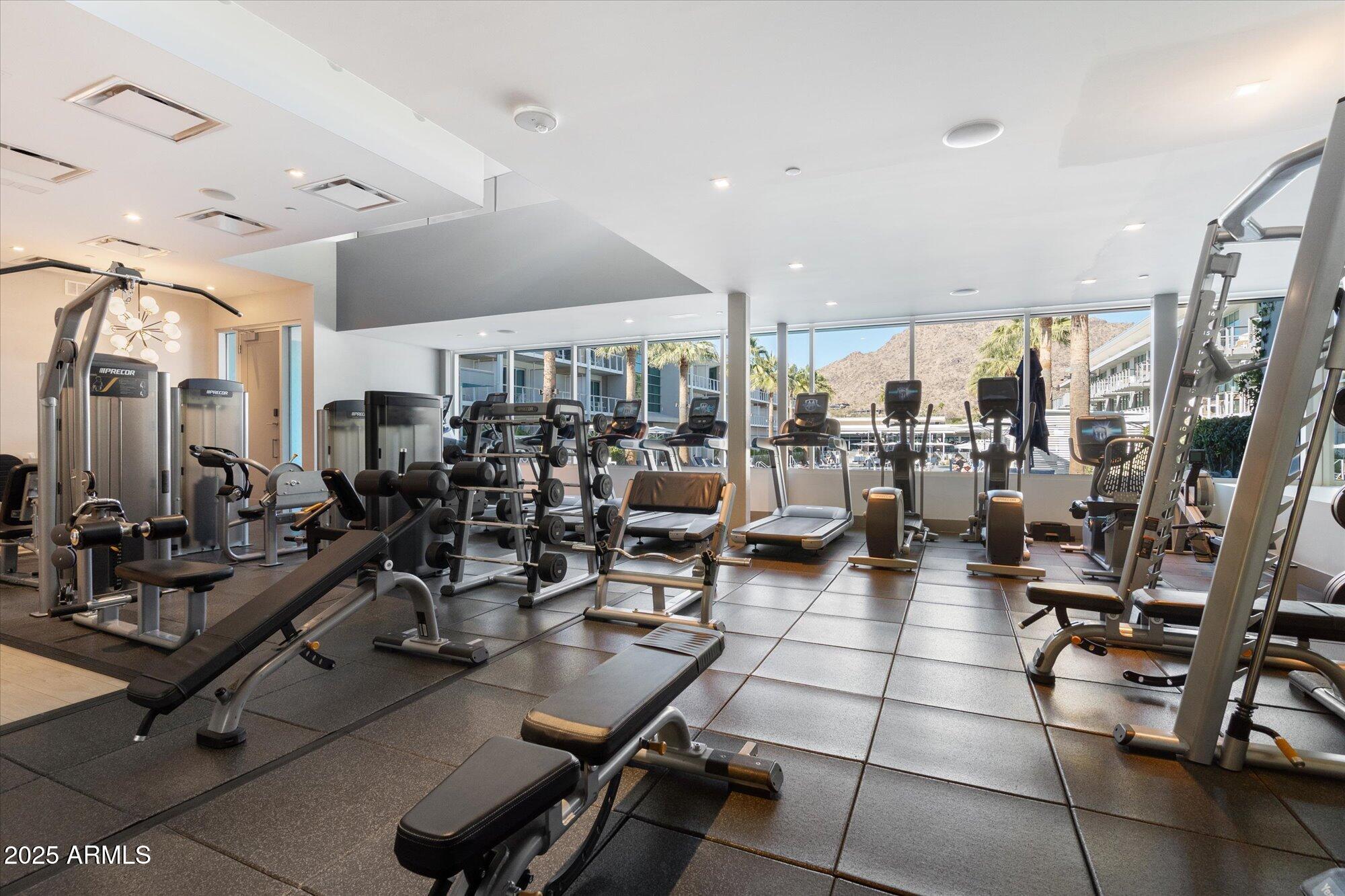 MOUNTAIN SHADOWS RESORT - CONDOMINIUM HOTEL - Residential