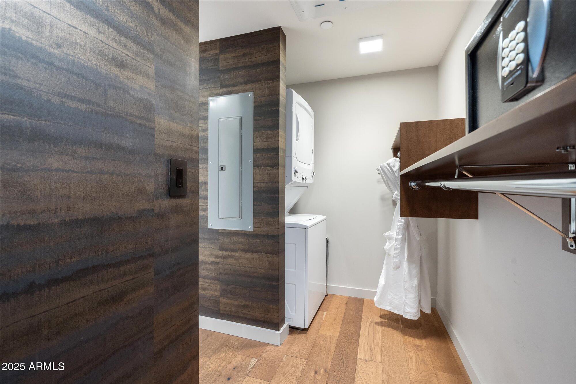 MOUNTAIN SHADOWS RESORT - CONDOMINIUM HOTEL - Residential