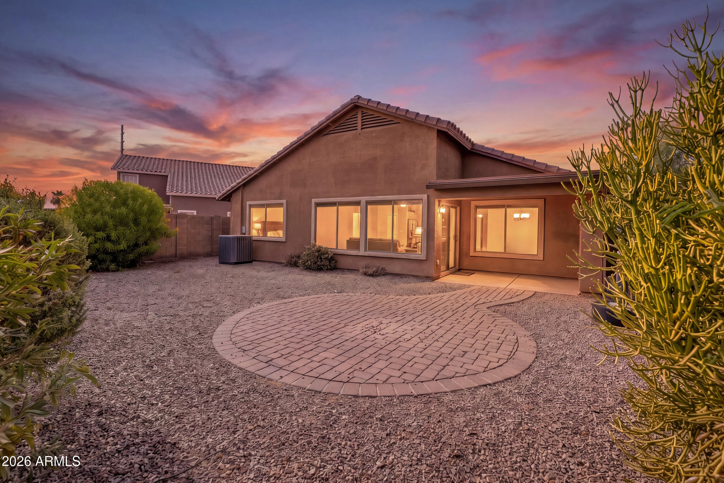 25883 W GIBSON Lane