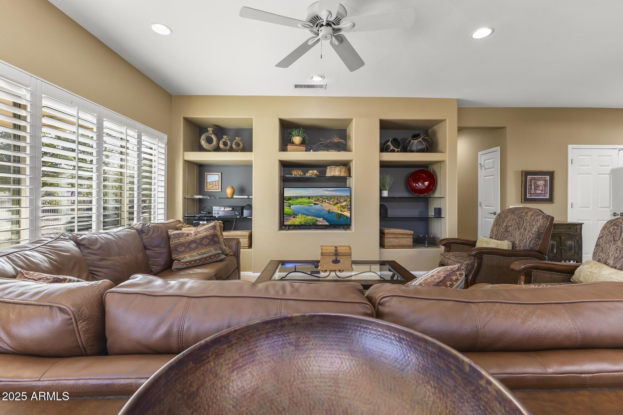 15943 W WILDFLOWER Drive