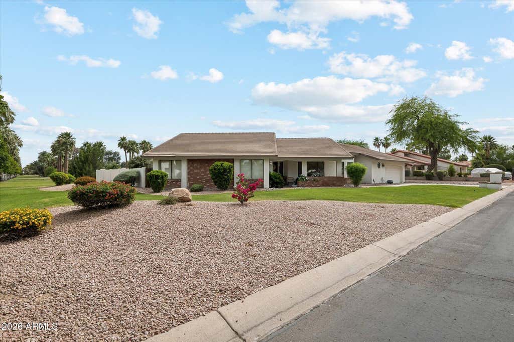 Photo of 608 N Litchfield Road, Litchfield Park, AZ 85340 (MLS # 7033893)