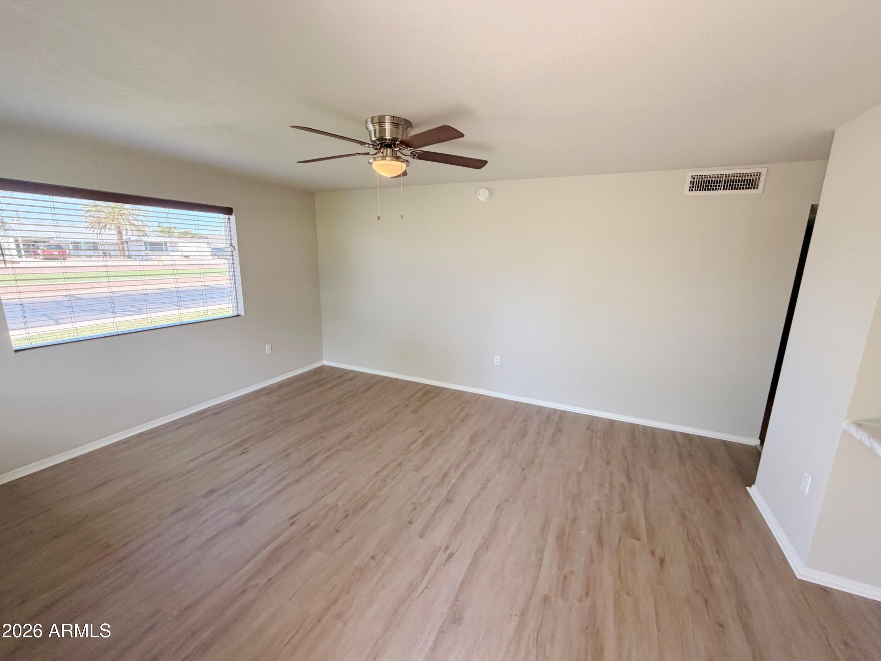 10345 W PEORIA Avenue