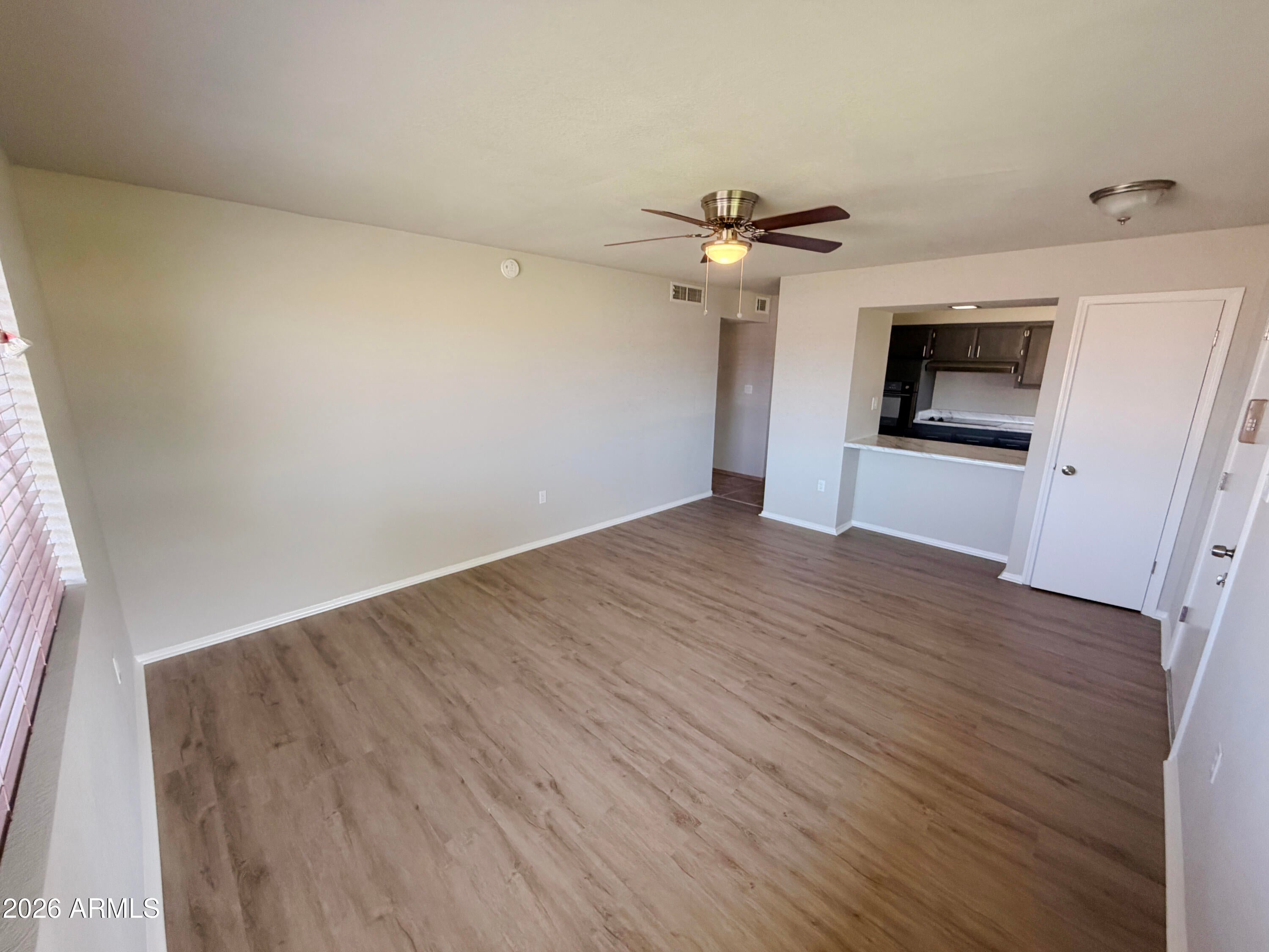 10345 W PEORIA Avenue