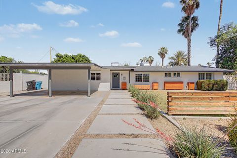 702 W ROSE Lane Phoenix AZ 85013