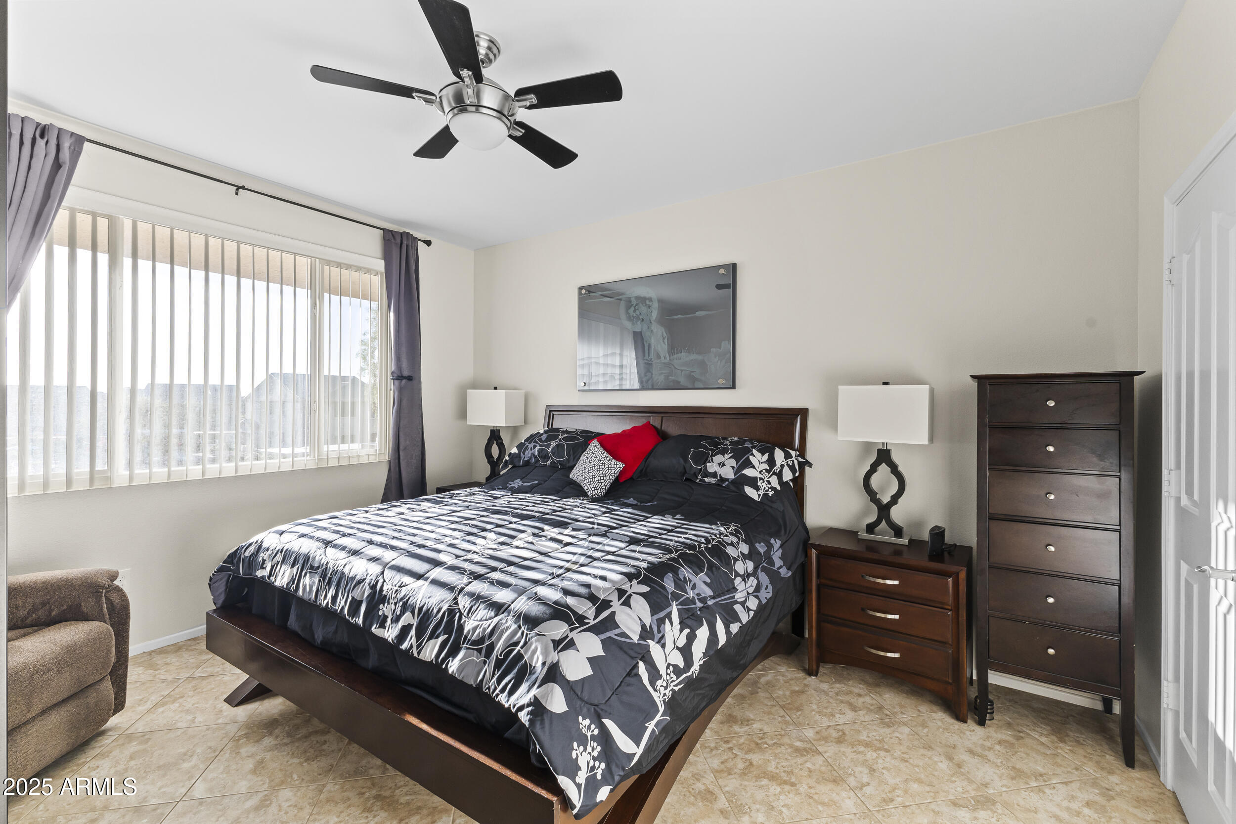 16013 S DESERT FOOTHILLS Parkway 2105