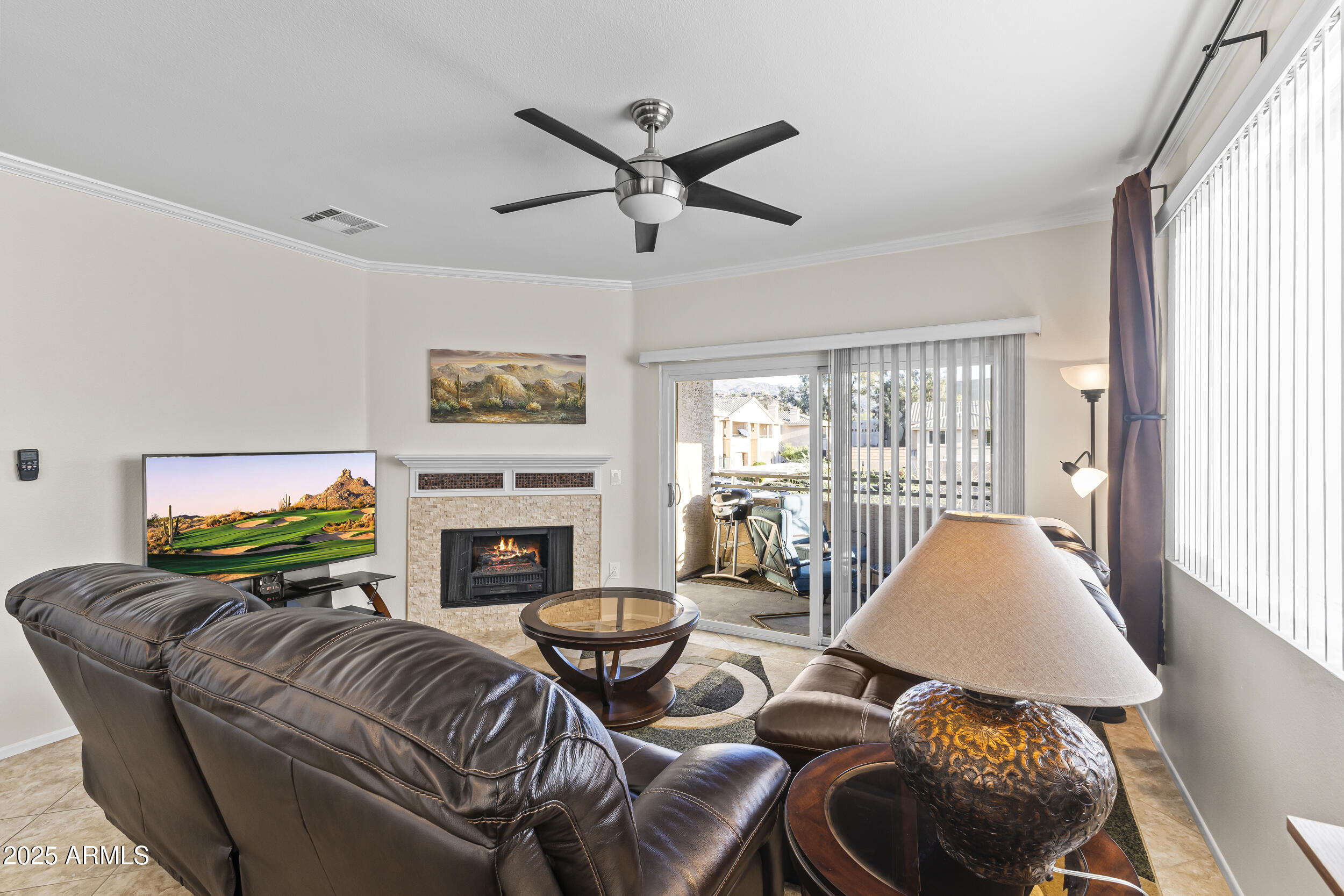 16013 S DESERT FOOTHILLS Parkway 2105