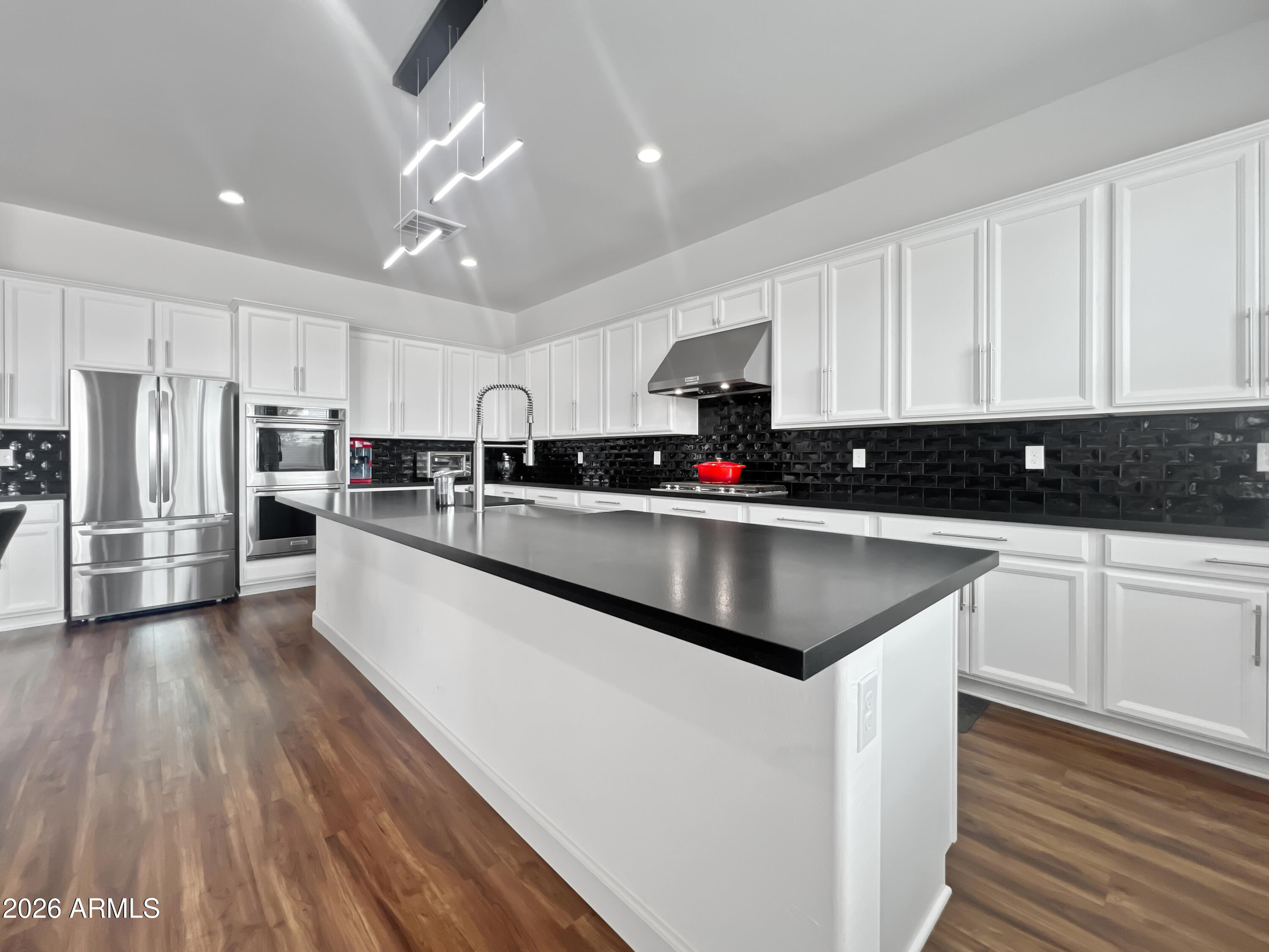 35678 N GEMSTONE Way