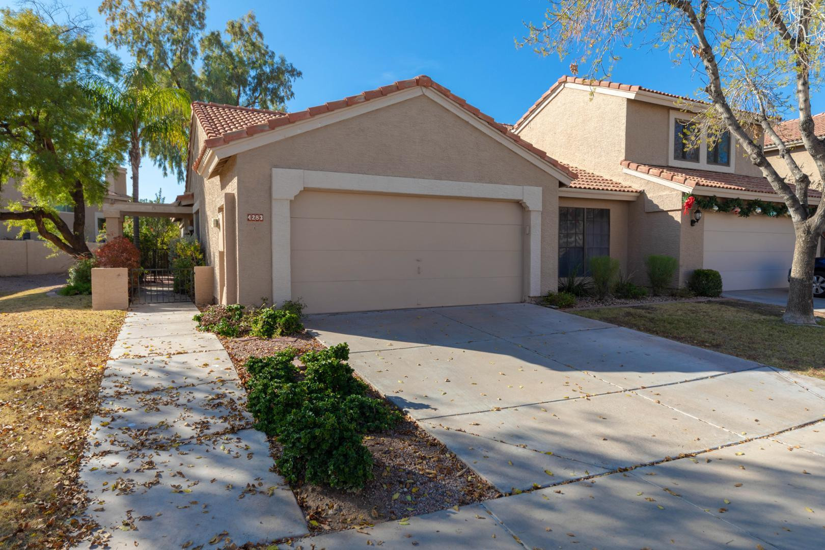4283 E Agave Road