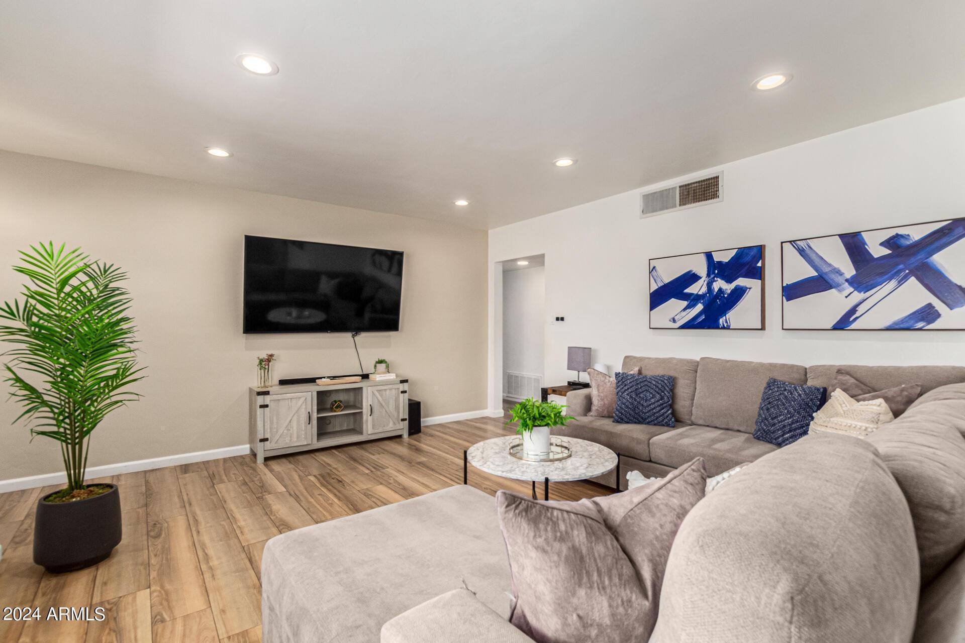 8302 E Windsor Avenue