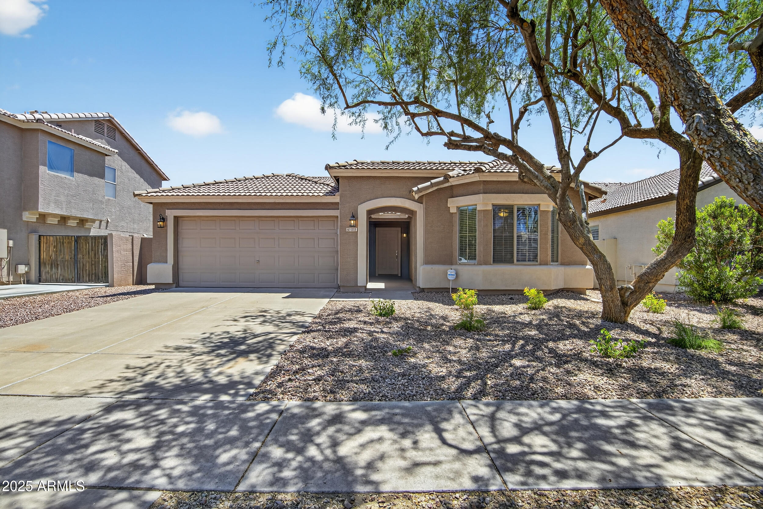 1715 E BRANHAM Lane