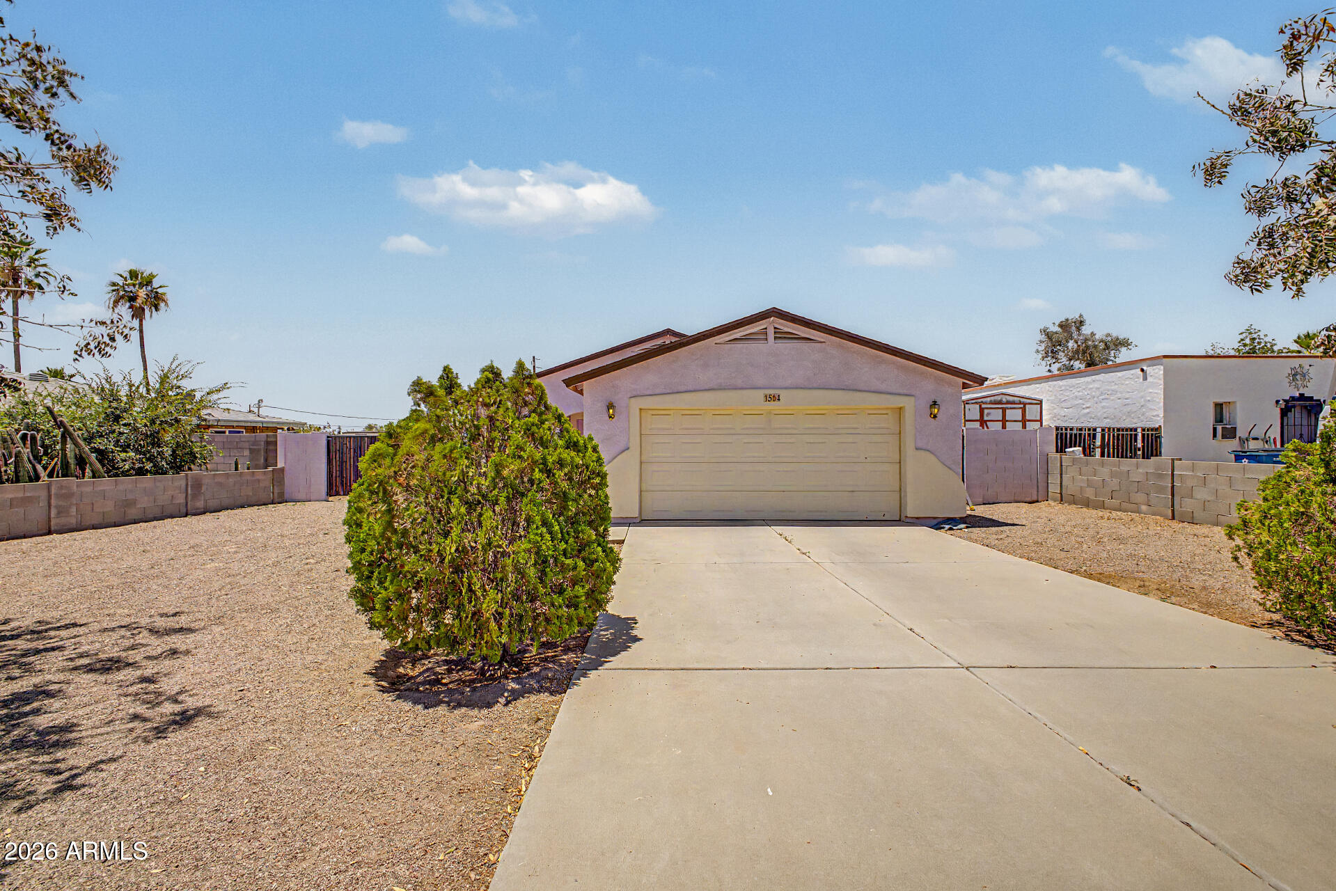 1564 S ROYAL PALM Road