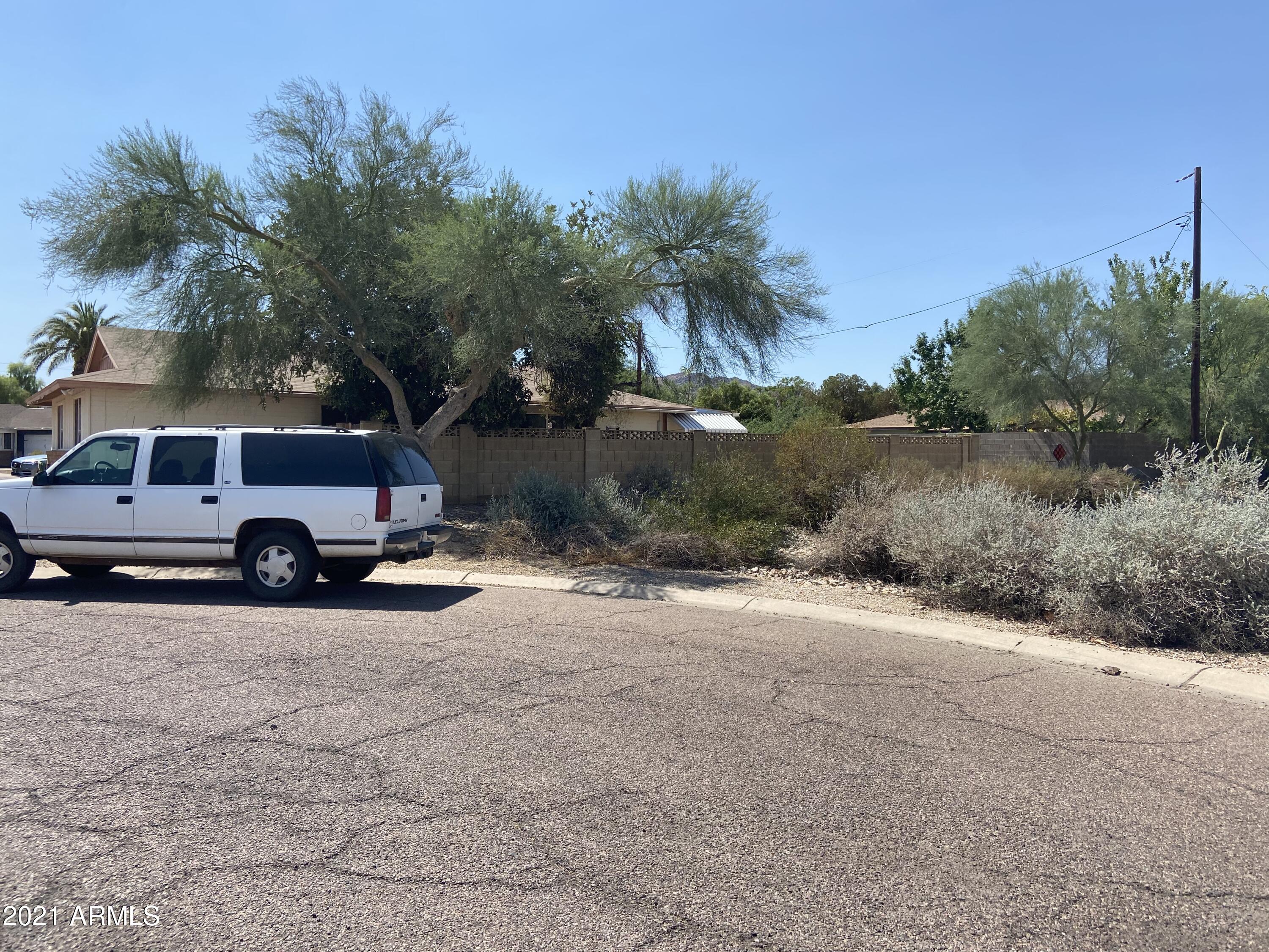 3341 E COCHISE Road