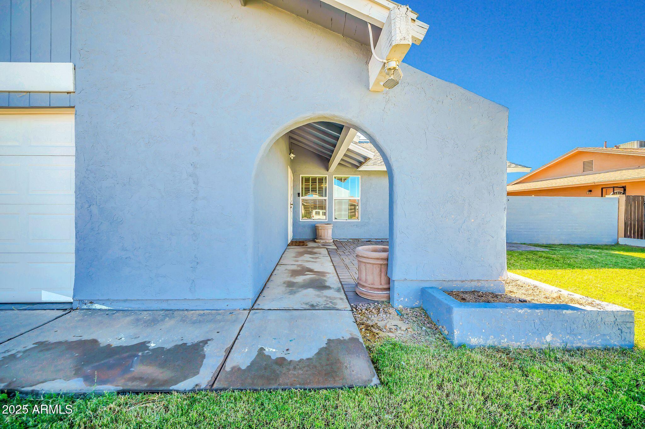 5503 W CAROL ANN Way