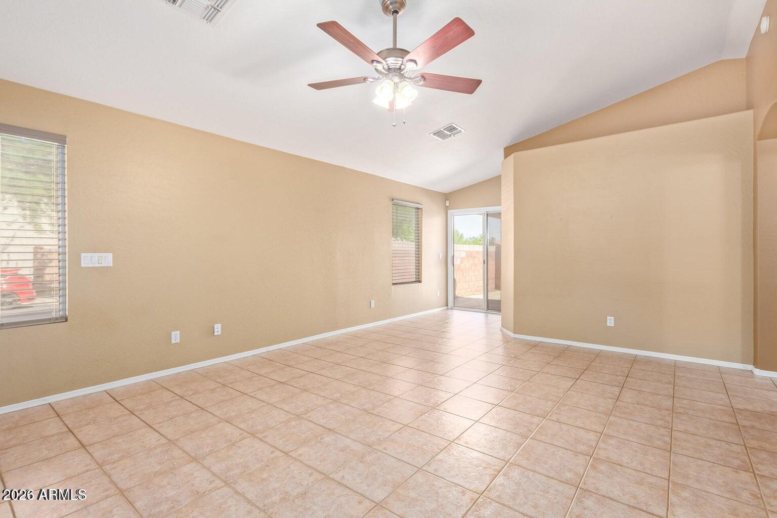 2221 E Union Hills Drive 158